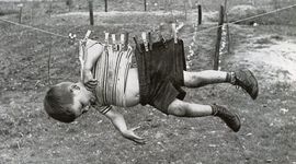 Timeline: HISTORIA DE LA INFANCIA Y ADOLESCENCIA