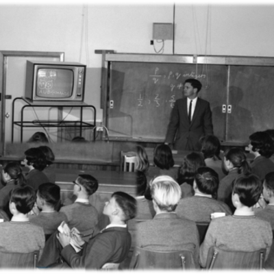 Timeline: HISTORIA DE LA PEDAGOGÍA Y SUS PRACTICAS