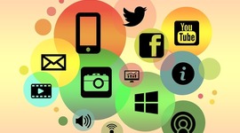 Timeline: Redes sociales