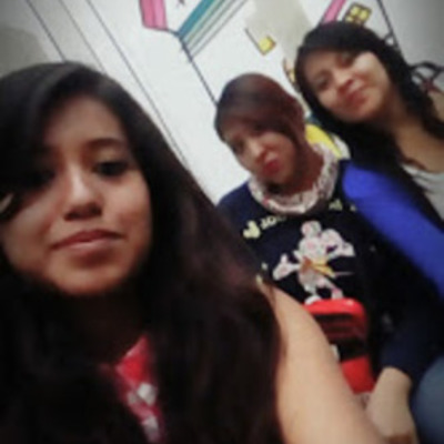 Timeline: La historia de como nos conocimos "Mejores Amigas"