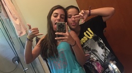 Timeline: Amizade- Luisa Verri e Gabriela Paes