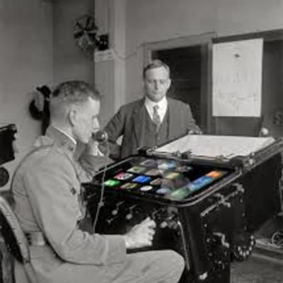 Timeline: nacimiento y momentos mas relevantes de la evolucion de internet