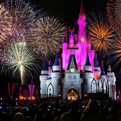 Timeline: Disney - Radhika e Gisela Gimenez