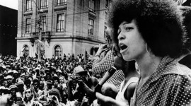 Timeline: Angela Yvonne  Davisen Biografia.