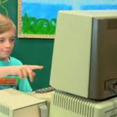 Timeline: HISTORIA DEL COMPUTADOR