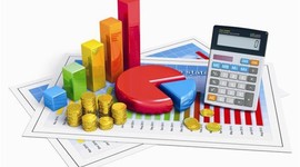 Timeline: Sucesos históricos presupuestos. Diana Jiret Mora Ramirez Lunes 18:15, 10325