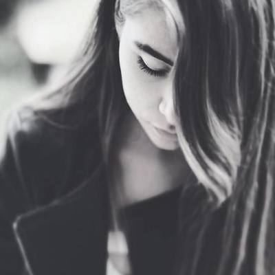 Timeline: Biografía Mediática de Frida