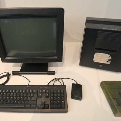 Timeline: Evolución Aplicaciones Web; Introducción a las aplicaciones web - Instituto Tecnológico de Tepic; Docente: Francisco Ibarra Carlos, 29 de Agosto de 2017; Materia: Programación Web.