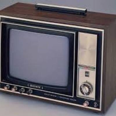 Timeline: historia de televicion