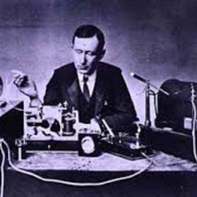 Timeline: la invencion del radio
