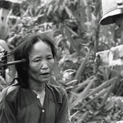 Timeline: Guerra do Vietã   Thalita e Lidiane