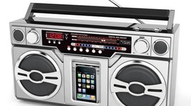 Timeline: Music Players