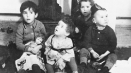 Timeline: NIÑOS EN LA HISTORIA DE LA INFANCIA