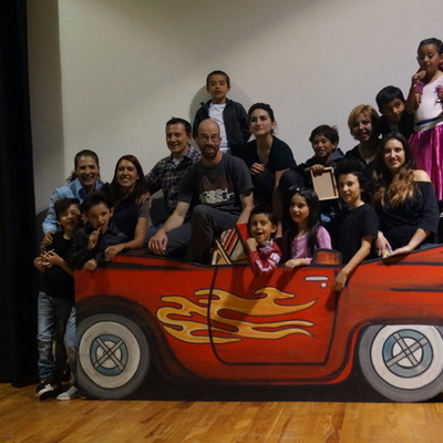 Timeline: la pequeña compañia teatral