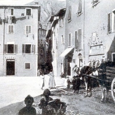 Timeline: Benessere e segni di crisi in occidente tra l'Ottocento e il Novecento