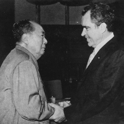 Timeline: Relaciones entre China y Estados Unidos. Elaborado por: Jacqueline Reyes