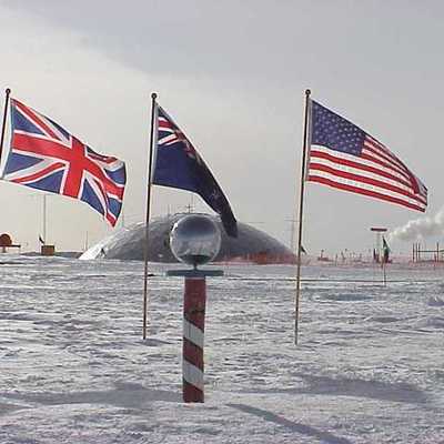 Timeline: Fefe and Deborah Race for the South Pole