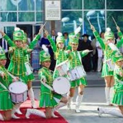 Timeline: Группа барабанщиц и мажореток "Держава"