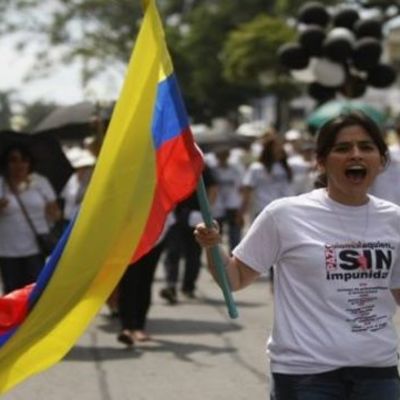 Timeline: VIOLENCIA Y PRECESOS DE PAZ: Segunda mitad del siglo XX y principios del siglo XXI