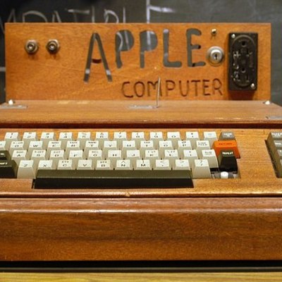 Timeline: Apple computers