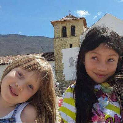 Timeline: HISTORIA DE INFANCIA Y ADOLESCENCIA