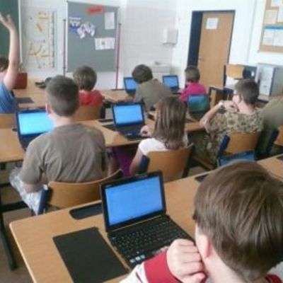 Timeline: LINEA DE TIEMPO TECNOLOGÍA EDUCATIVA