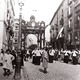 Procesión de san bernabé posiblemente en la década de los años diez. archivo jerónimo jiménez