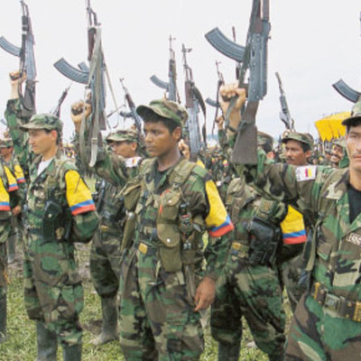 Timeline: violencia y procesos de paz