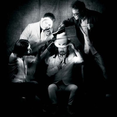 Timeline: CAFE TACVBA