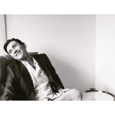 Timeline: Historia del tiempo Alberto Saavedra