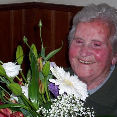 Timeline: Gloria Salaberria Lirio