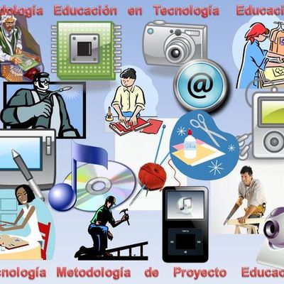 Timeline: La historia de la tecnología con los eventos de la historia de la pedagogía.