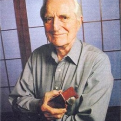 Timeline: Douglas Carl Engelbart.