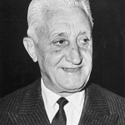 Timeline: Presidencia de Arturo Umberto Illia