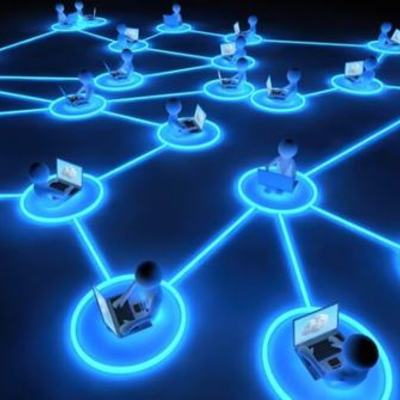 Timeline: Evolucione de las Telecomunicaciones y su Impacto en la Sociedad