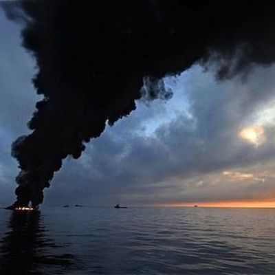 Timeline: Desastres medioambientals provocats per l'ésser humà