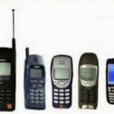Timeline: evolución del teléfono celular