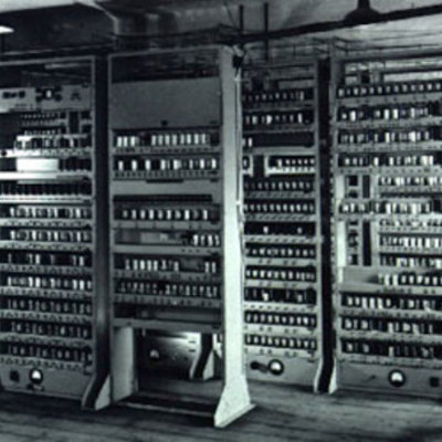 Timeline: Evolución histórica de la computadora