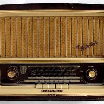 Timeline: Η ιστορία του πρώτου ραδιοφώνου