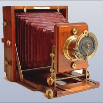 Timeline: Η πρώτη φωτογραφίκη μηχανή