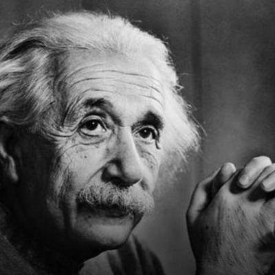 Timeline: Albert Einstein