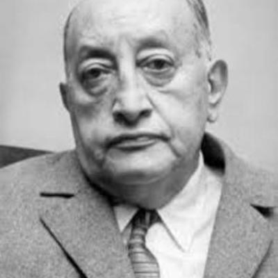 Timeline: Biografía de Miguel Ángel Asturias