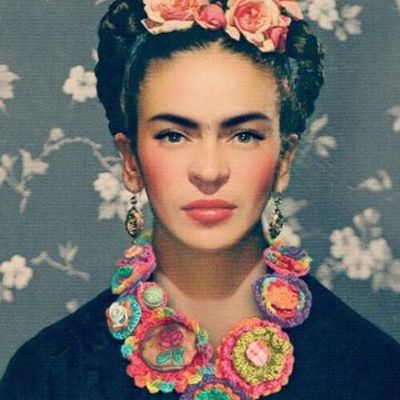 Timeline: Frida Kahlo