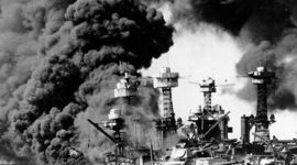Timeline:  Pearl Harbour Attack Dec 7, 1941
