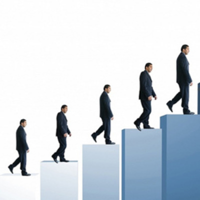 Timeline: Crecimiento intelectual y profesional