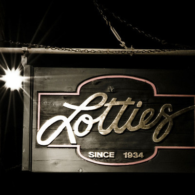 Timeline: Lottie's Pub: A Part of Chicago's History