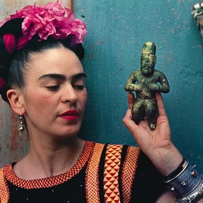 Timeline: Frida Kahlo