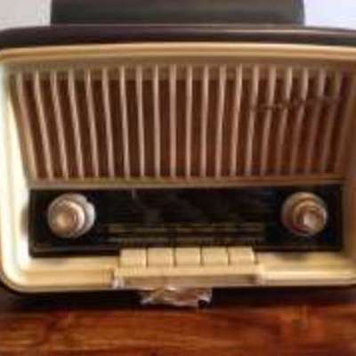 Timeline: EVOLUCIÓ RADIO