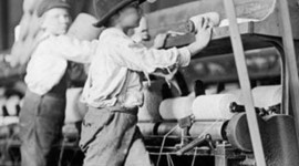 Timeline: Cambios a través del tiempo enla infancia y adolescencia.