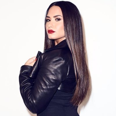 Timeline: Ariana F. Uceta Gálvez - Demi Lovato